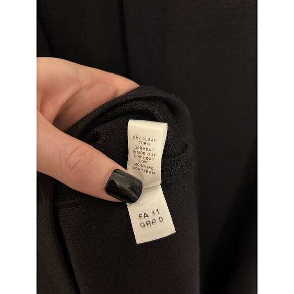 St. John Sheath Dress Womens 10 Black Long Sleeve Knee Length Crew Neck Wool - Picture 5 of 5